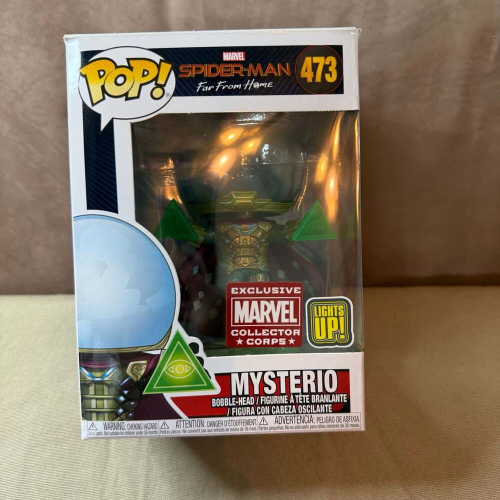 Funko Pop! Marvel Collector Corps Spider-Man Far From Home Mysterio #473